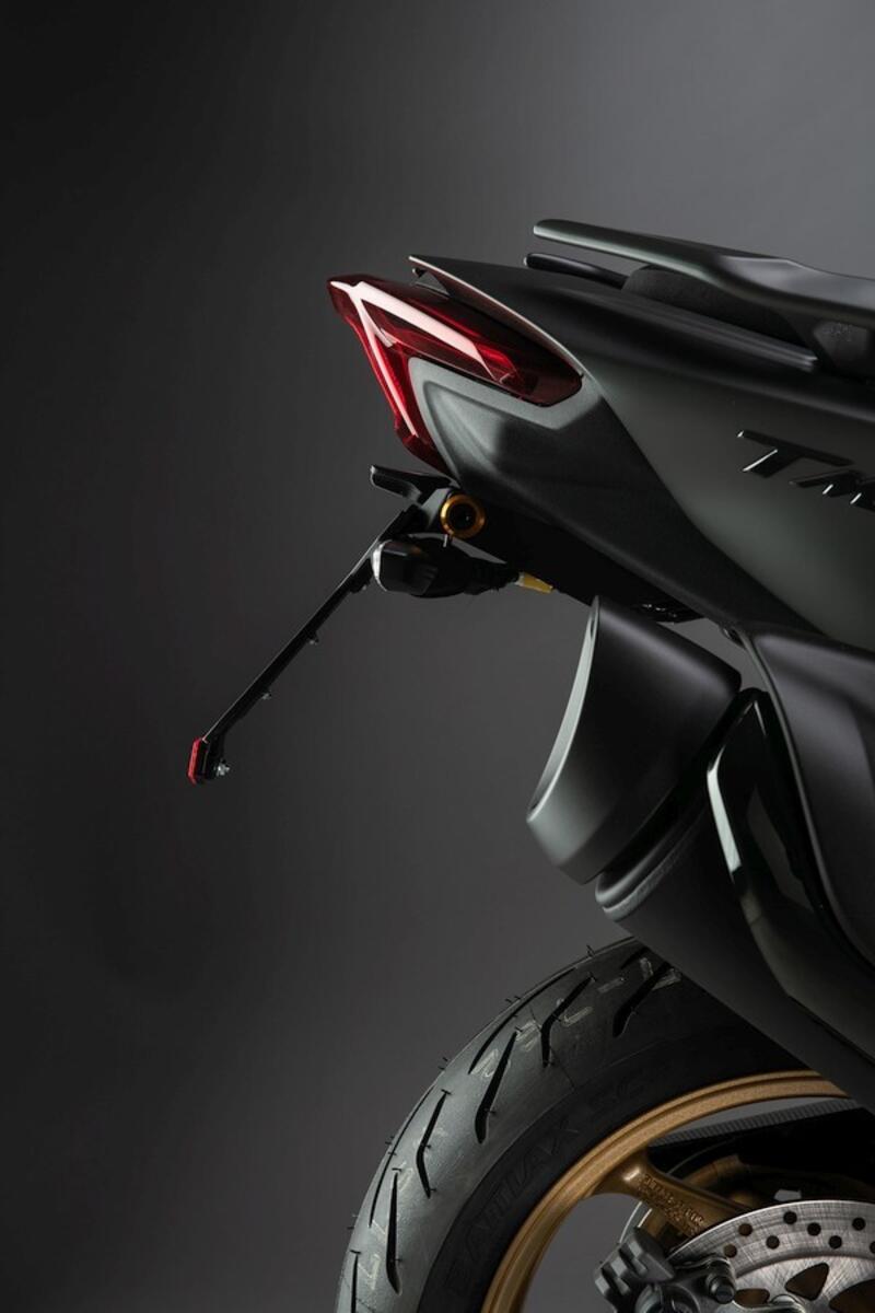 Porta Targa Regolabile per Yamaha A3